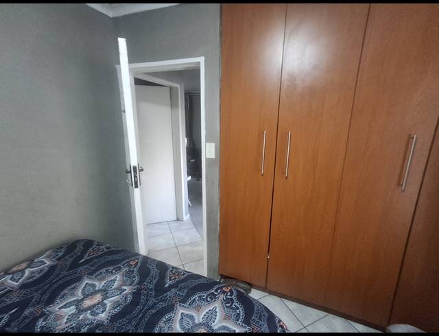 2 BEDROOM FREEHOLD FOR SALE IN CLAYVILLE